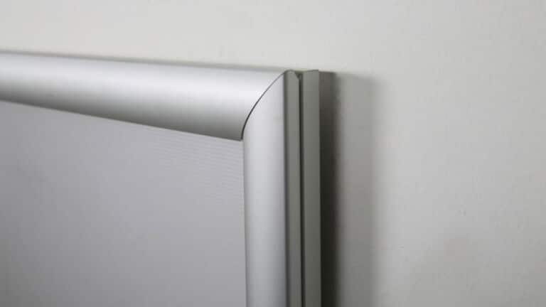 Heavy-Duty Aluminum Lightbox Frames for High-Impact Retail and Public Spaces