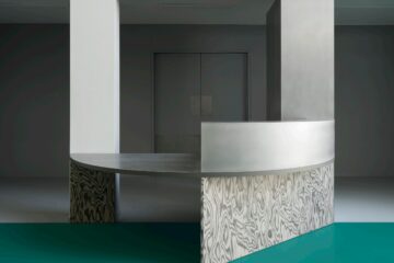 Environment-Responsive Aluminum Channels for Dynamic Architectural Signage