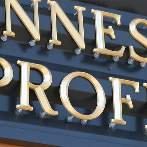 Optical-Grade Aluminum Channels for Precision Light Guidance Signage Systems